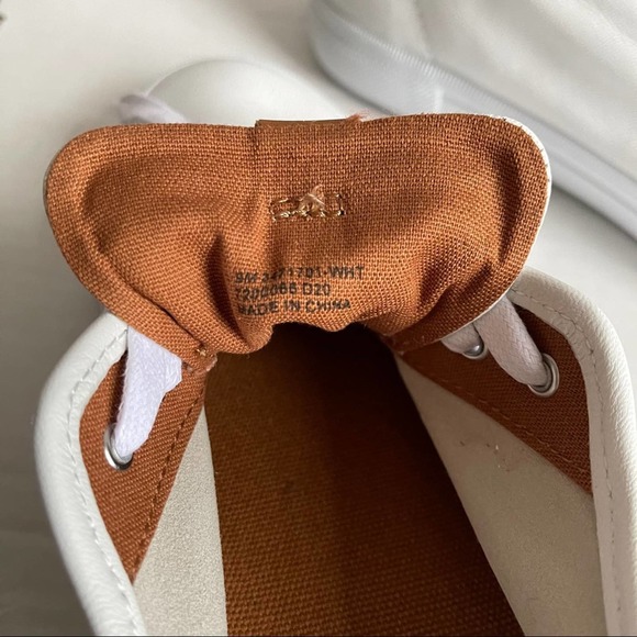 Frye White Leather Lace Low Sneakers in Size 9 - Picture 8 of 9